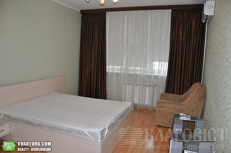 Rent out 2-room apartment. Киев,  Гмыри — photo 4