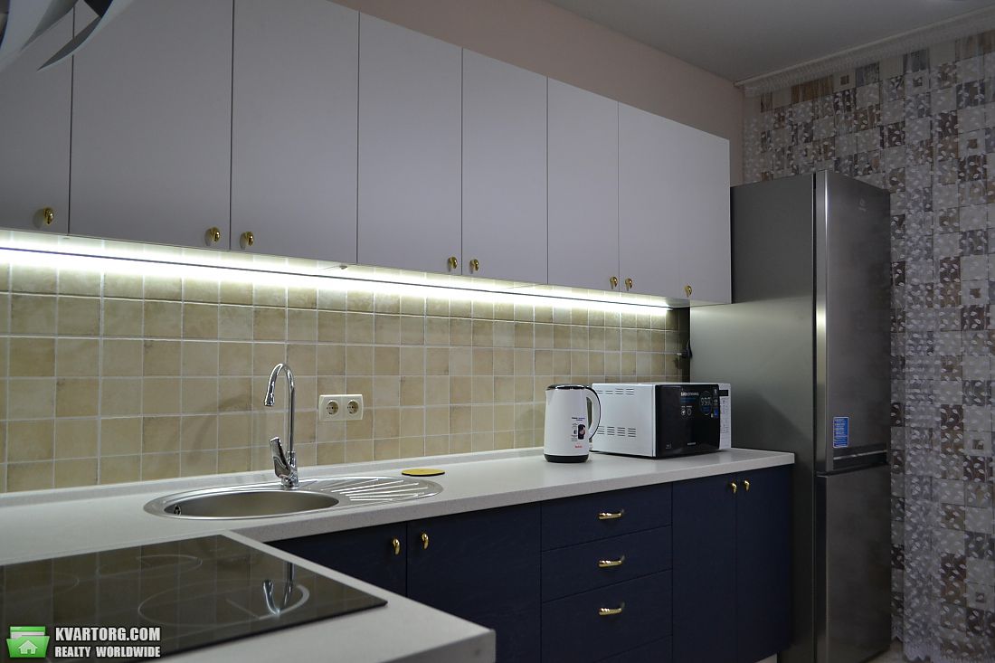 Rent out 1-room apartment. Киев,  Конева — photo 3