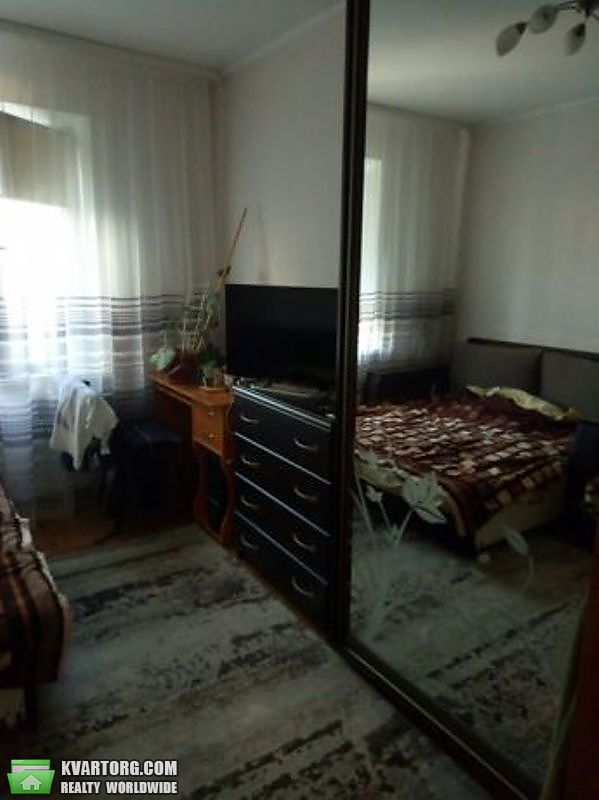 Sell 3-room apartment. Киев,  Радужная — photo 1