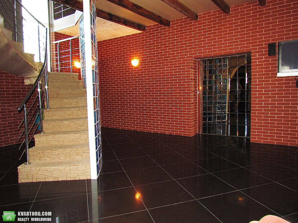 Sell house. Киев, Петра Могилы — photo 2