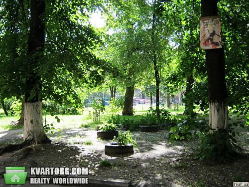 Sell 2-room apartment. Киев, Краснопартизанская ул. — photo 3