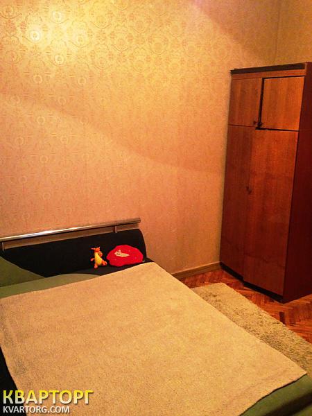 Rent out 3-room apartment. Киев,  Уманская — photo 1
