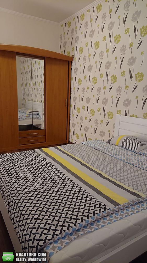 Rent out 3-room apartment. Киев,  Павловская — photo 6