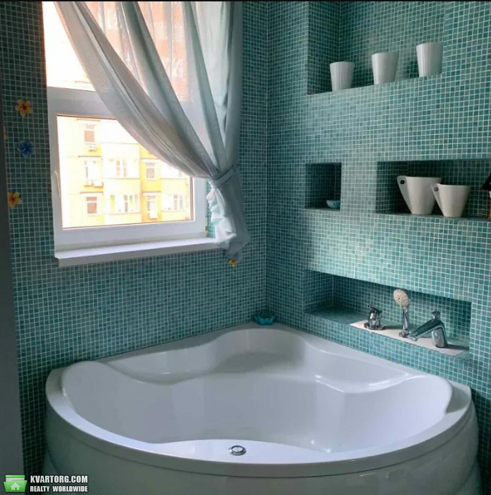 Rent out 3-room apartment. Киев,  Павловская — photo 6