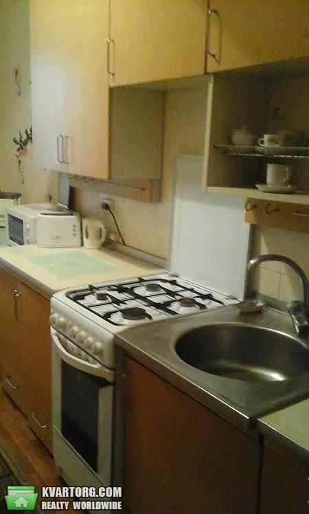 Sell 2-room apartment. Киев,  Большая Житомирская — photo 4