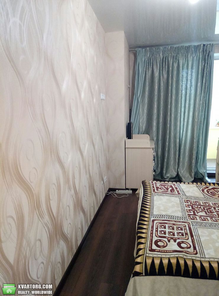 Rent out 1-room apartment. Киев,  Феодосийская — photo 5
