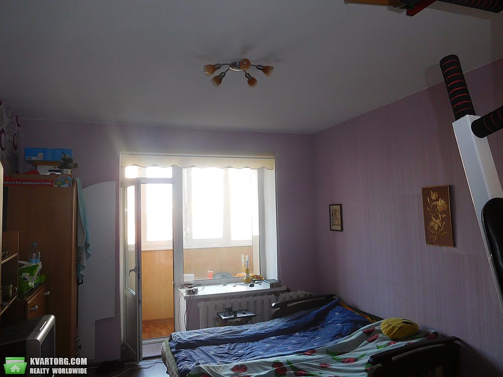 Sell 3-room apartment. Киев,  Алма-Атинская — photo 1