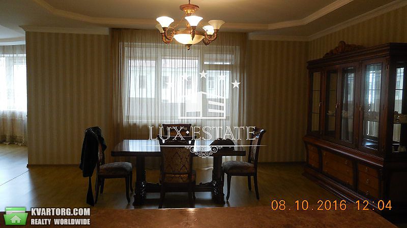 Rent out 4-room apartment. Киев,  Шевченко бул — photo 2