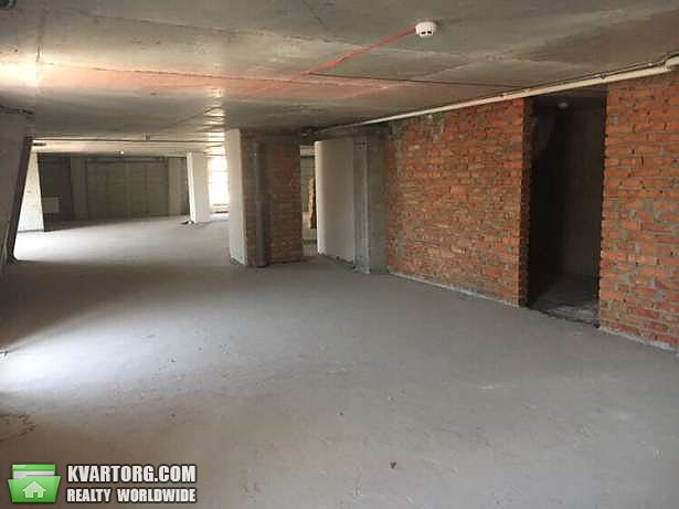 Rent out 4-room apartment. Киев,  Богдана Хмельницкого — photo 6