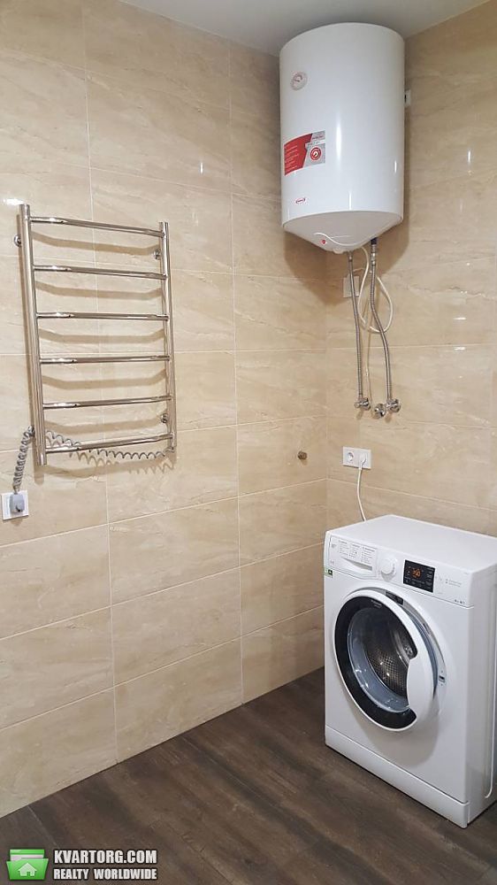 Rent out 2-room apartment. Киев, Михаила Драгоманова ул. — photo 6