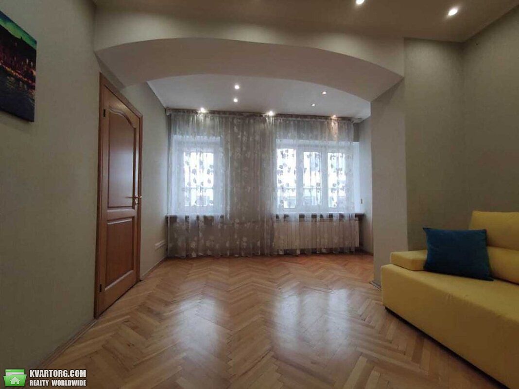 Sell 4-room apartment. Киев,  Антоновича — photo 1