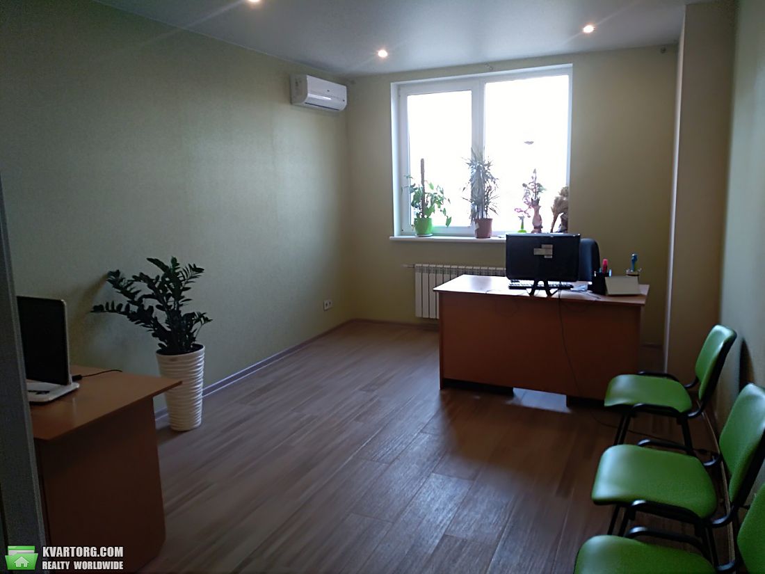 Rent out office. Киев,  Невская — photo 1