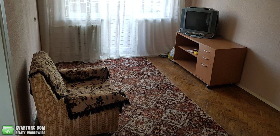 Rent out 2-room apartment. Киев,  Ушинского — photo 9