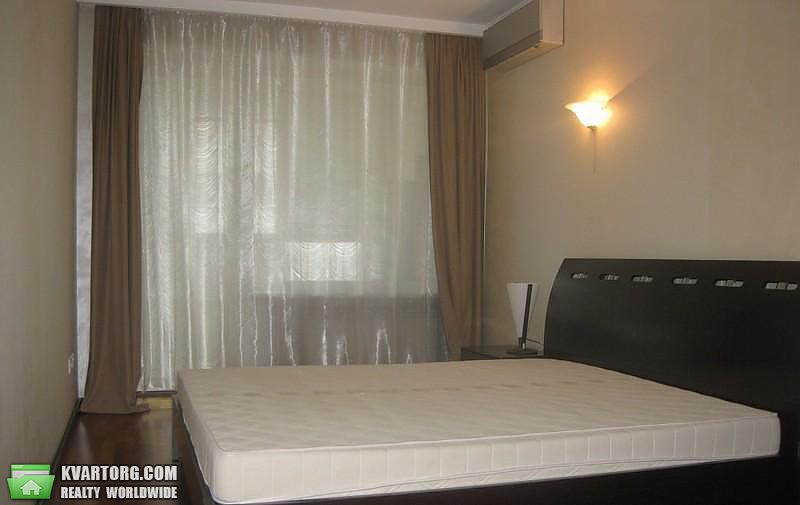 Rent out 2-room apartment. Киев,  Мирного Панаса — photo 4
