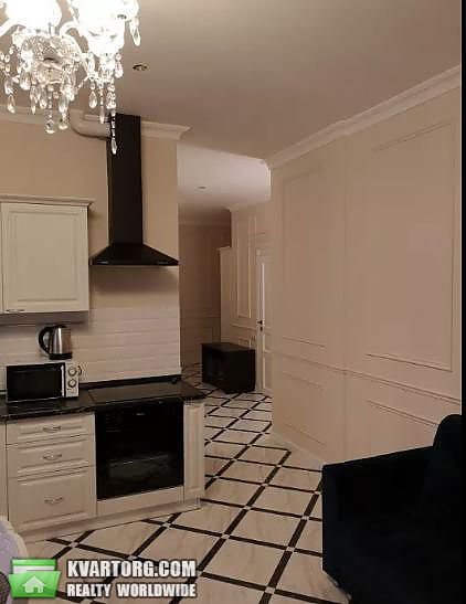 Rent out 2-room apartment. Киев,  Саксаганского — photo 3