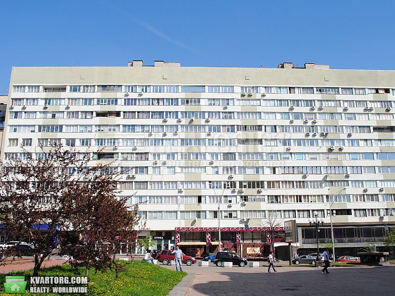 Sell 3-room apartment. Киев,  Владимирская — photo 1