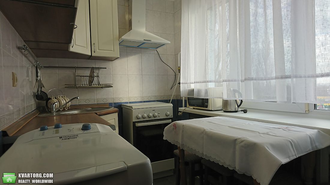 Rent out 2-room apartment. Киев, Курбаса Леся — photo 7