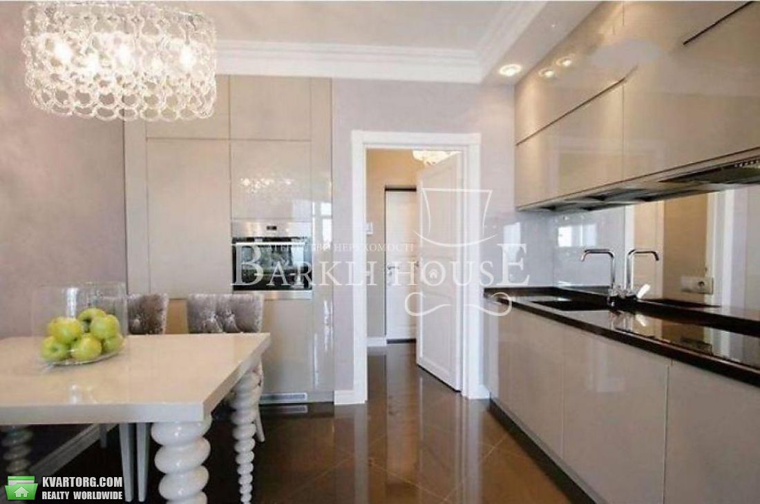 Rent out 2-room apartment. Киев,  Черновола — photo 2
