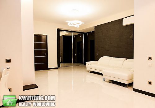 Sell 3-room apartment. Киев,  Драгомирова — photo 1