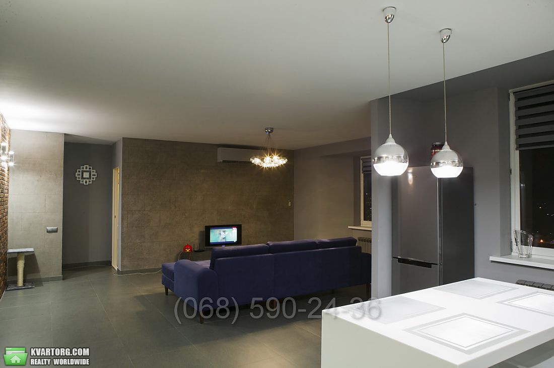 Sell 3-room apartment. Киев,  Срибнокильская — photo 4