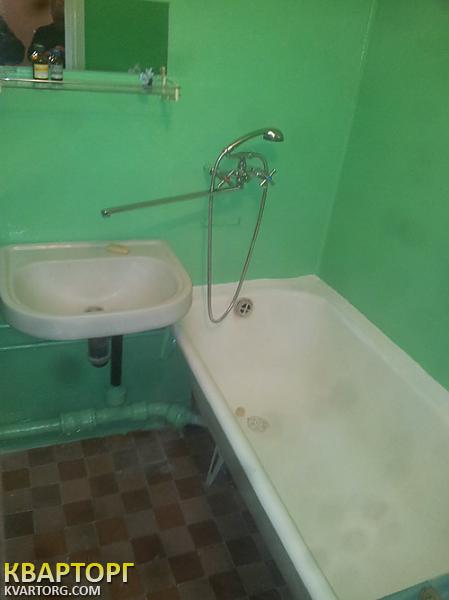 Sell 3-room apartment. Киев,  Лесной пр — photo 2