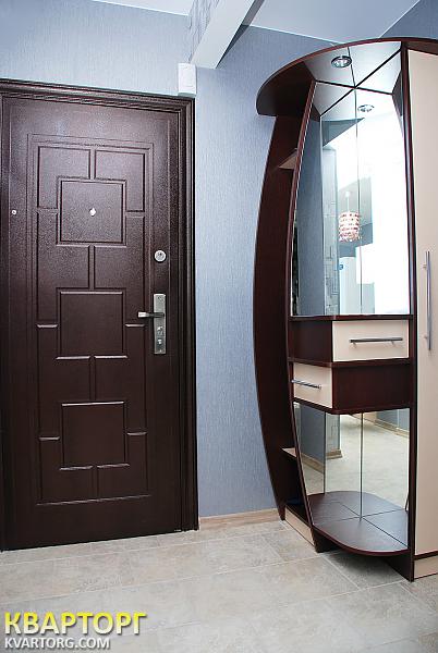 Rent out 1-room apartment. Киев,  Леси Украинки бул — photo 10