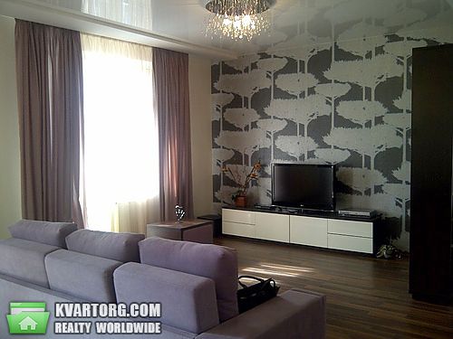 Rent out 2-room apartment. Киев, Старонаводницкая — photo 1
