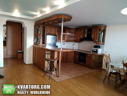 Rent out 3-room apartment. Киев,  Лебедева-Кумача — photo 1