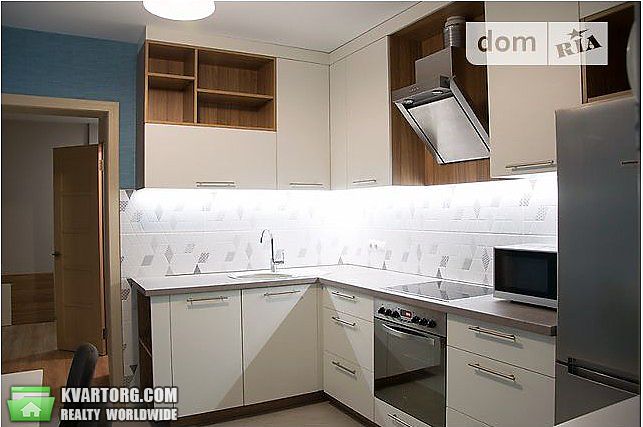 Rent out 2-room apartment. Киев,  Урловская — photo 3