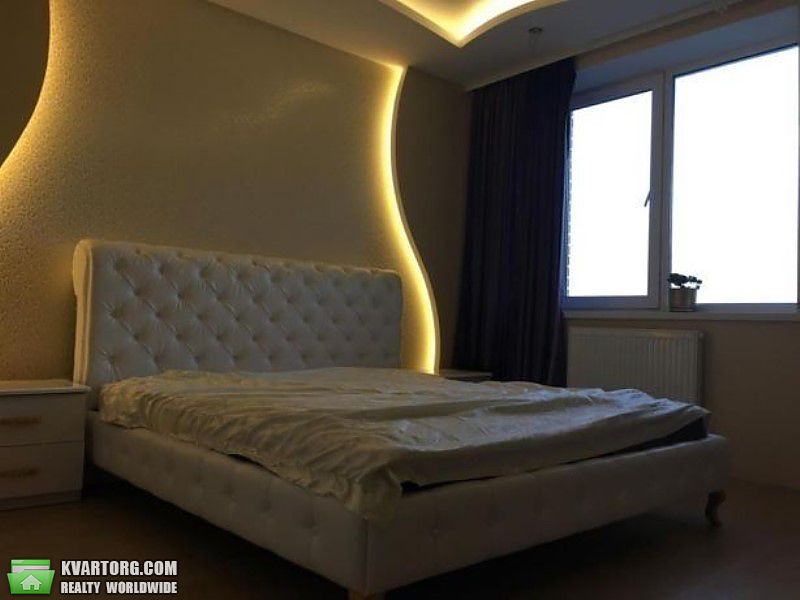 Sell 2-room apartment. Киев,  Ревуцкого — photo 1