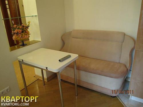 Rent out 1-room apartment. Киев,  Окипной — photo 2