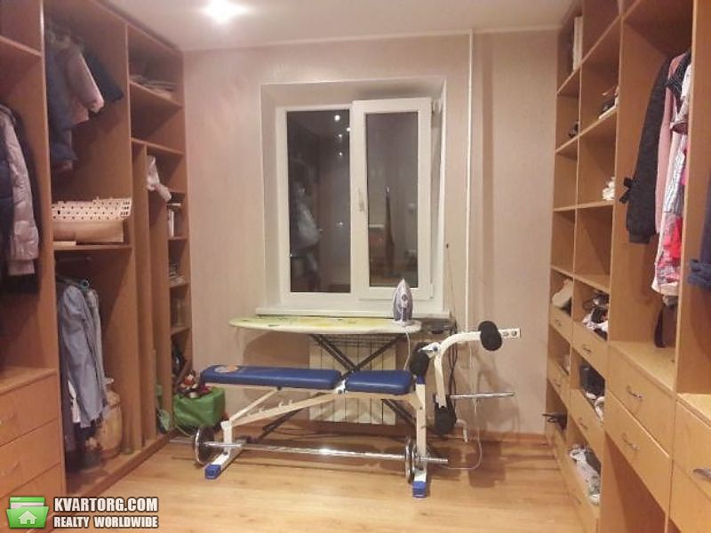 Sell 4-room apartment. Киев,  Тростянецкая — photo 5