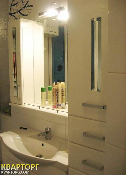 Rent out 1-room apartment. Киев,  Героев Сталинграда пр — photo 4