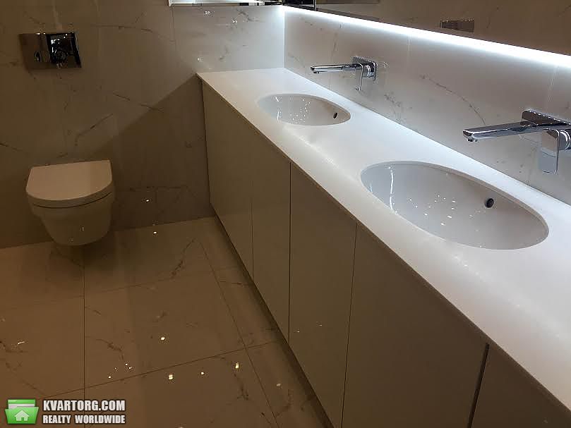 Sell 3-room apartment. Киев,  Драгомирова — photo 8