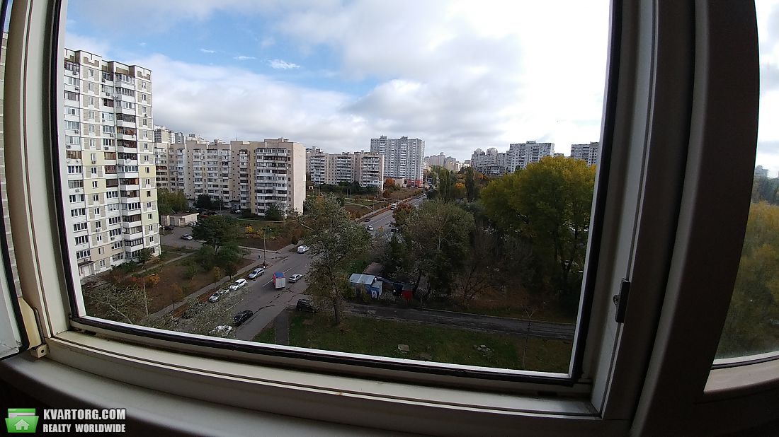 Rent out 1-room apartment. Киев,  Ушакова — photo 1