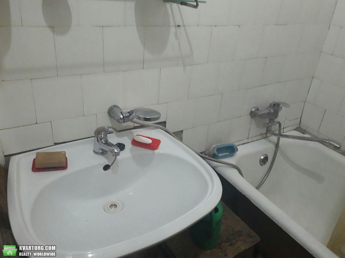 Rent out 2-room apartment. Киев,  Подвысоцкого — photo 9