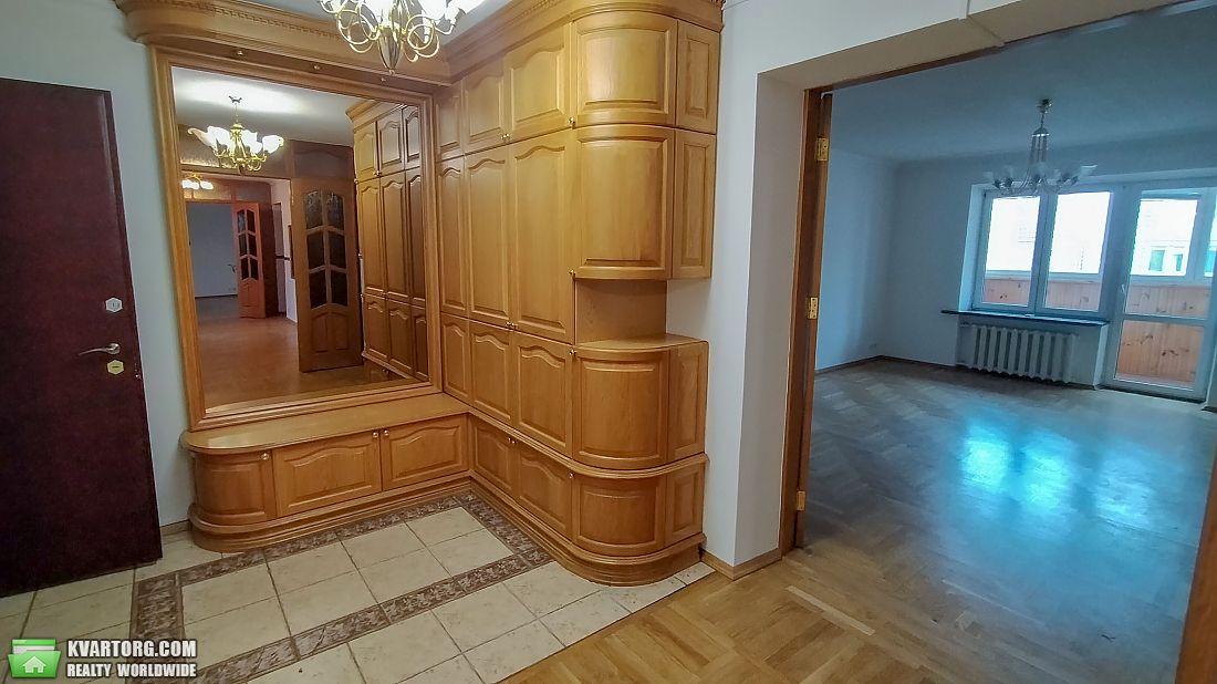 Rent out office. Киев, Леси Украинки — photo 2