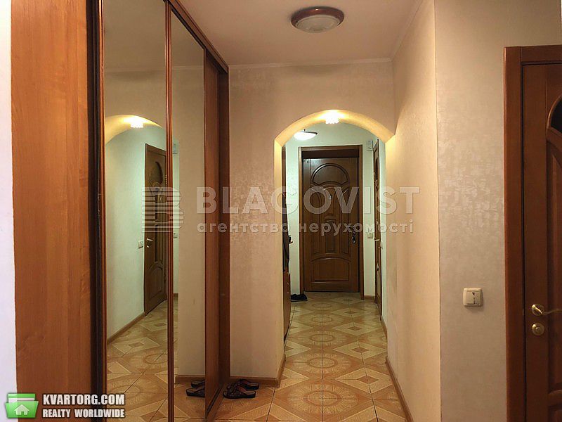 Sell 3-room apartment. Киев,  Бажана — photo 9