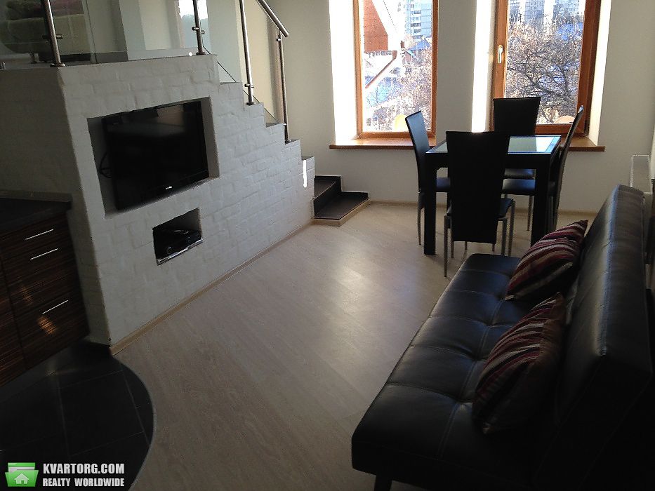 Rent out 2-room apartment. Киев, Павленко — photo 1