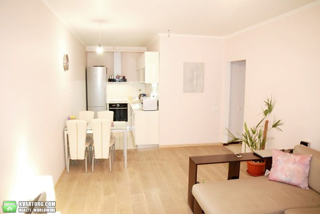 Sell 2-room apartment. Киев, просп. Голосеевский — photo 1