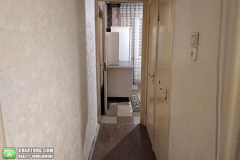 Sell 3-room apartment. Киев,  Ватутина пр — photo 4