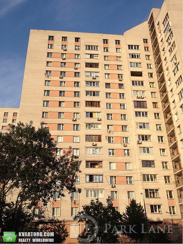 Sell multi-room apartment. Киев,  Верховинца — photo 1