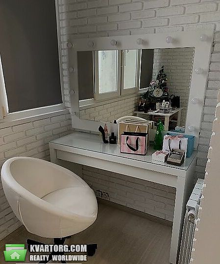 Sell 2-room apartment. Киев,  Бережанская — photo 2