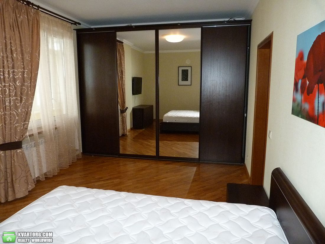Rent out 3-room apartment. Киев,  Луначарского — photo 3
