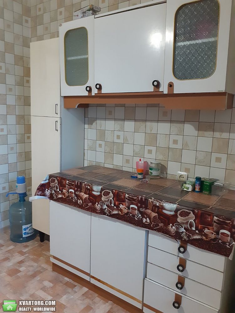 Rent out 1-room apartment. Киев, Каштановая — photo 6