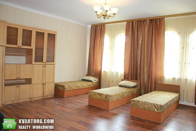 Rent out 2-room apartment. Киев,  Голосеевская — photo 3