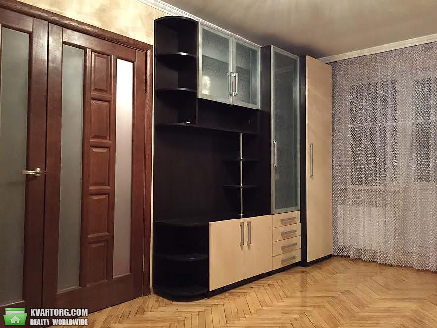 Rent out 2-room apartment. Киев,  Донца — photo 5
