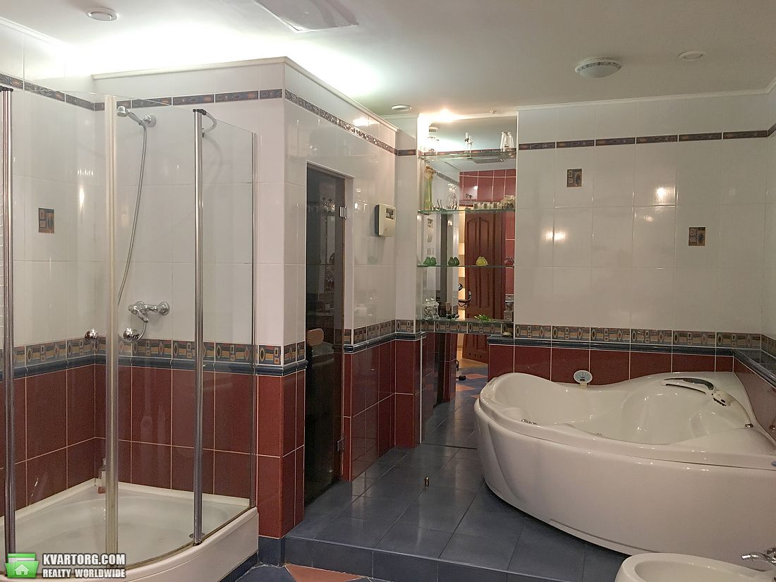 Rent out 4-room apartment. Киев, Паторжинского — photo 8