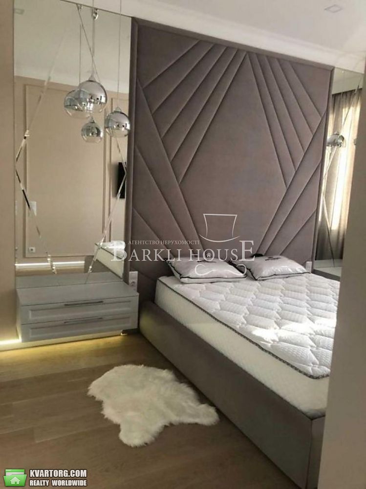 Rent out 2-room apartment. Киев,  Саксаганского — photo 8