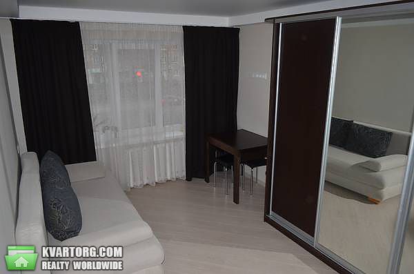Sell 2-room apartment. Киев,  Щербакова — photo 2